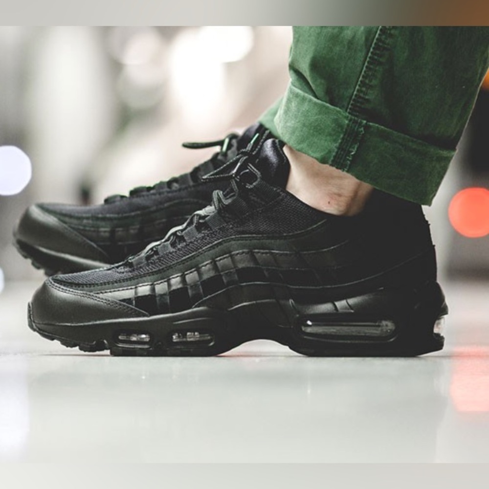 Nike Air Max 95 Essential Triple Black 2020